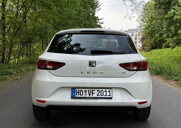 Seat Leon cena 26900 przebieg: 150000, rok produkcji 2013 z Góra małe 211